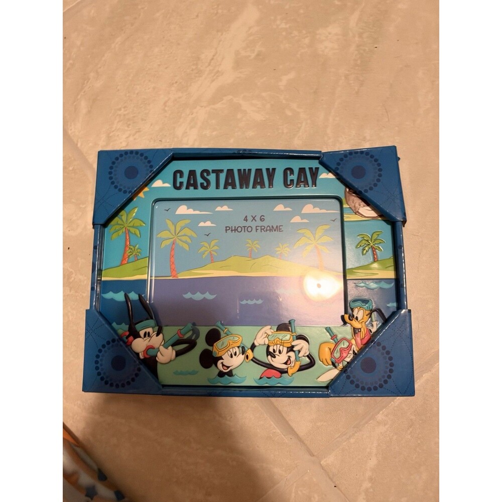 Disney Cruise Line DCL Castaway Cay Mickey Mouse Goofy Pluto Minnie Photo Frame